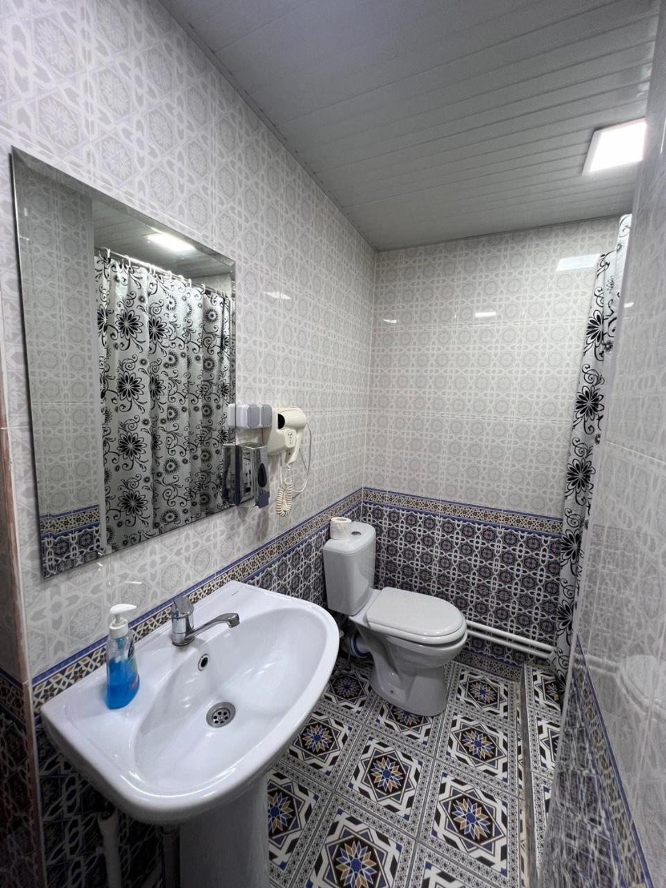 Rumi Hotel & Hostel Boukhara Extérieur photo